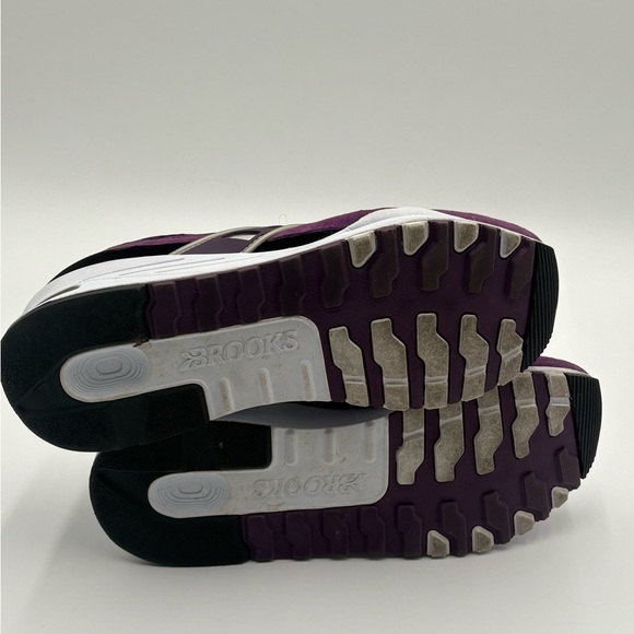 Brooks Heritage Regent Sneakers Purple Velvet Suede Silver Women’s Size 10 - Picture 8 of 9